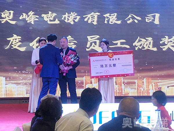 團(tuán)隊(duì)風(fēng)采12