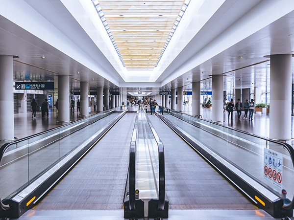 電梯壞了，維修費(fèi)誰(shuí)出？